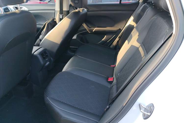 Used Volkswagen Tacqua 2021 200TSI DSG JoyConnect Edition