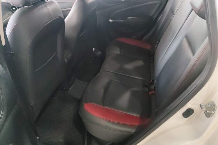 Used Changan CS15 2016 1.5L Automatic Fashion Edition