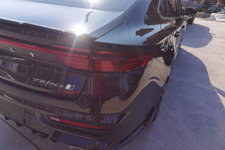 Used Geely Auto Preface 2025 Dongfang Yao 1.5TD Kunlun Edition
