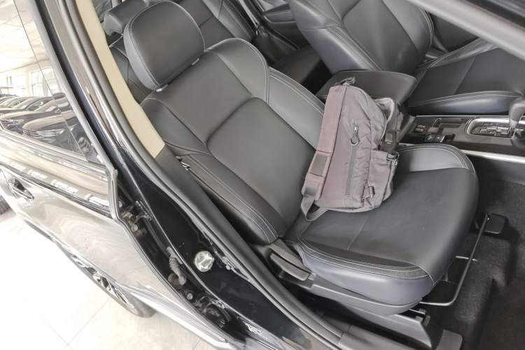 Used Mitsubishi Outlander 2020 2.0L Two-Wheel Drive Enjoyment Version 5 Seats