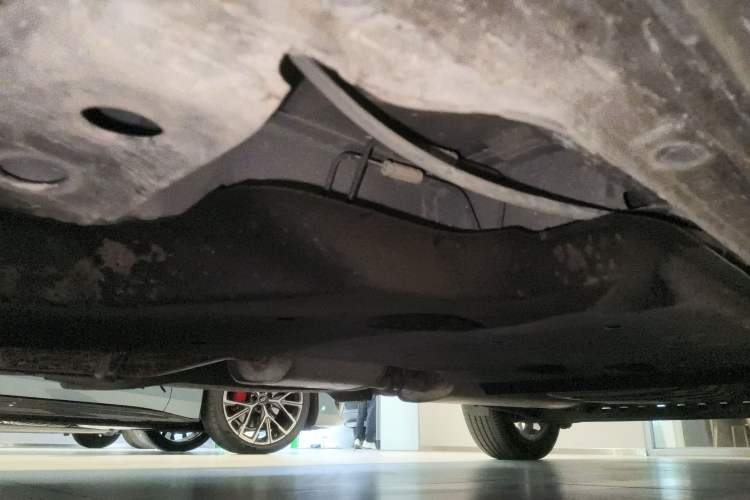 Used Buick GL8 2018 28T Luxury Model China VI Standard
