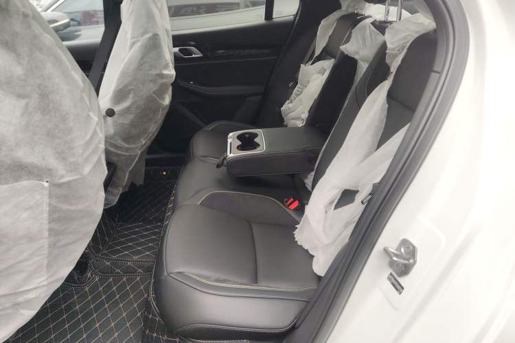 Used Lynk & Co 03 2023 1.5TD DCT JingPro