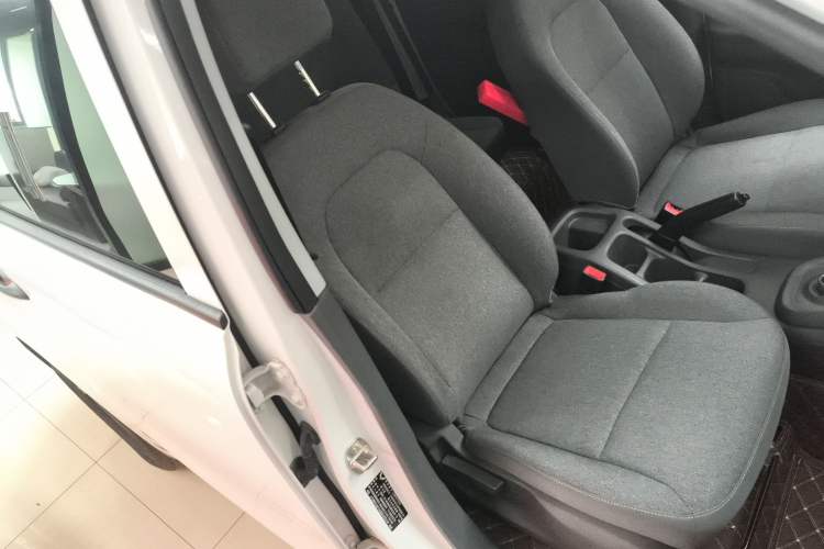 Used Wuling Hongguang New Energy 2024 All-Electric Model 300KM Standard Version