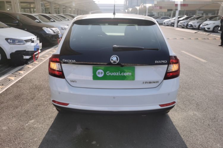 Used Skoda Rapid Spaceback 2016 Revised 1.6L Automatic Smart Drive Version