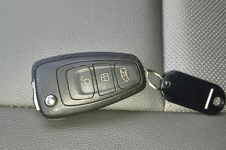 Used Ford Tourneo Custom 2020 Revised Version 2.0T Automatic – Elite Edition