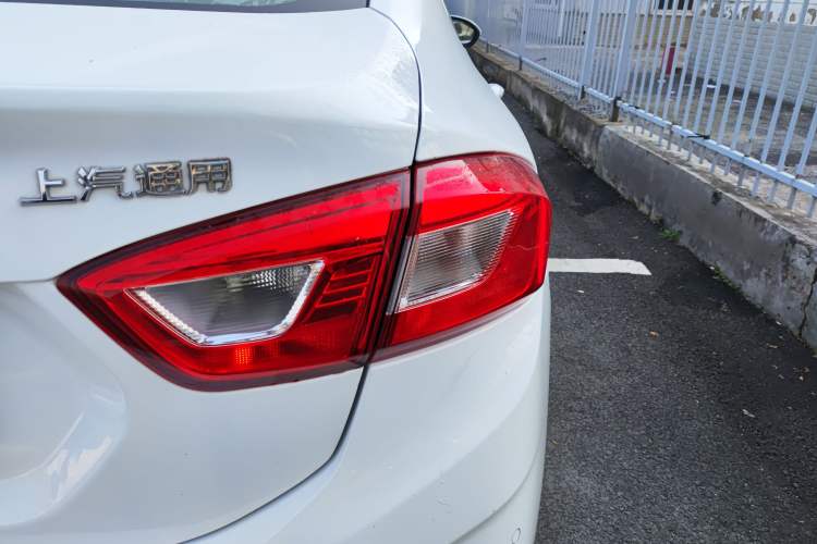 Used Chevrolet Cruze 2017 1.5L Automatic Xuanfeng Edition
