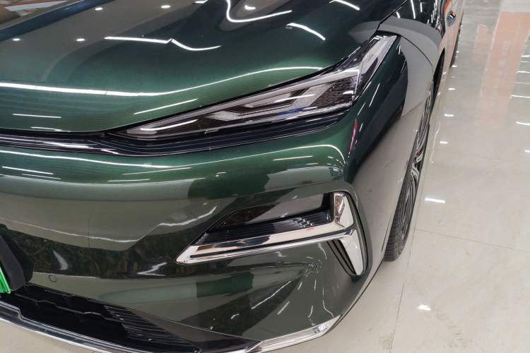 Used  Galaxy 8 2025 130km EM-P Exploration Edition