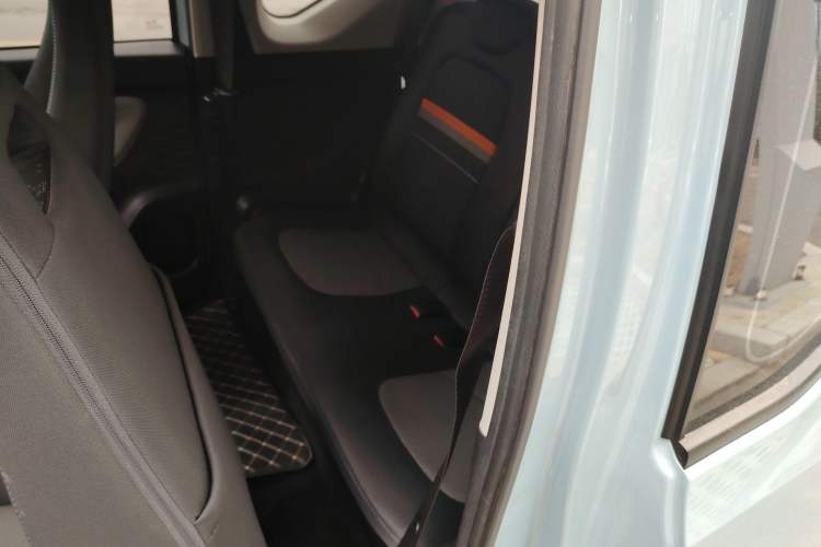 Used Wuling Hongguang MINIEV 2022 Easy Version Lithium Iron Phosphate
