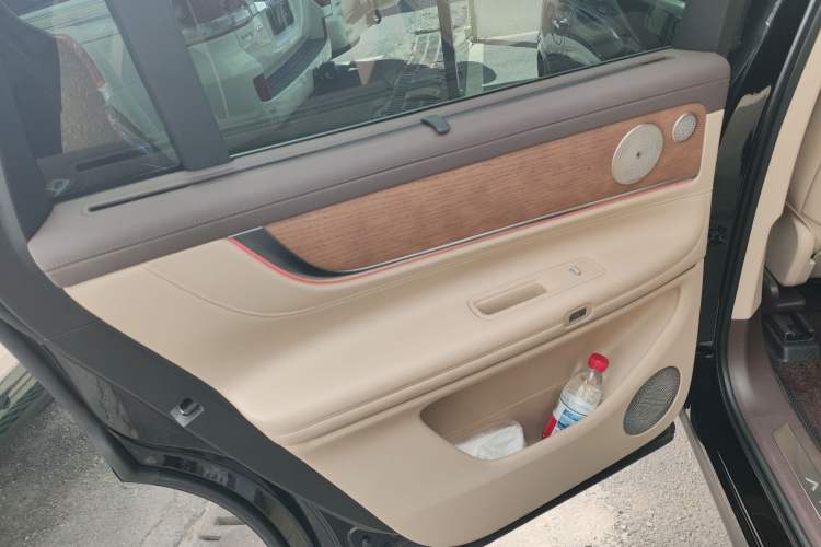 Used Hima AITO M9 2024 All-Electric Ultra Version 100 kWh 5-Seater Model
