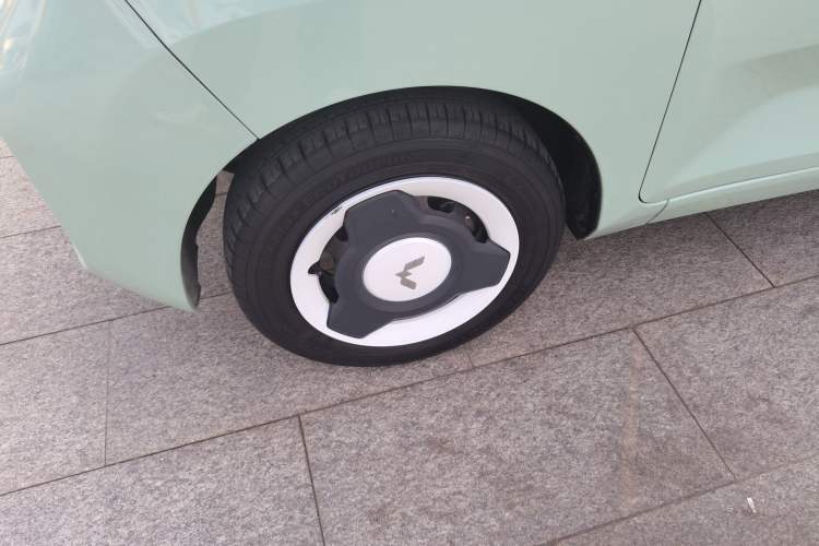 Used Wuling Hongguang MINIEV 2022 Macaron Premium Model – Lithium Iron Phosphate