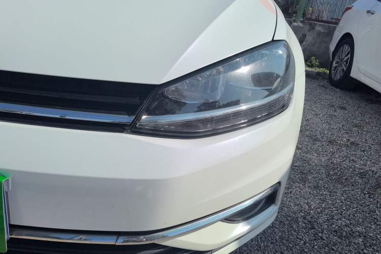 Used Volkswagen Golf 2018 230TSI Automatic Comfort Model
