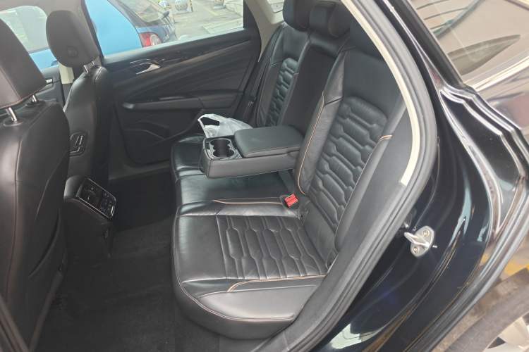 Used Volkswagen Passat 2019 330TSI Elite Edition China VI
