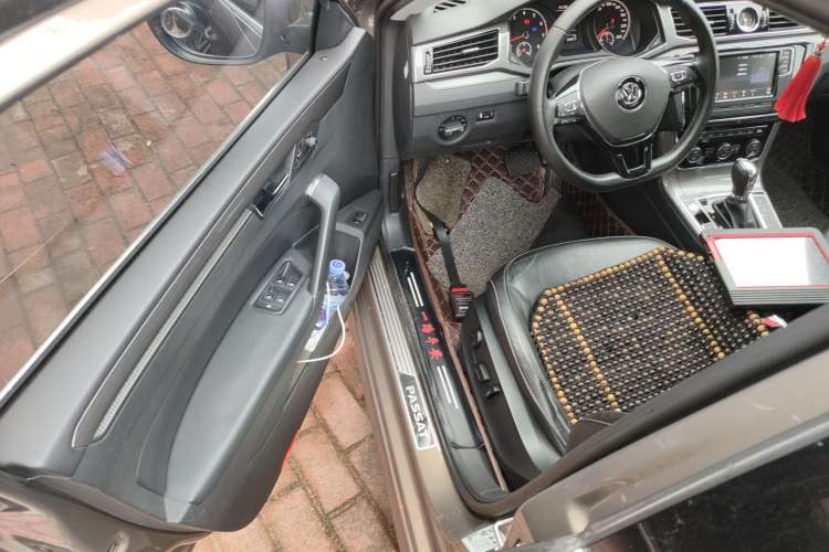 Used Volkswagen Passat 2017 330TSI DSG Luxury Edition
