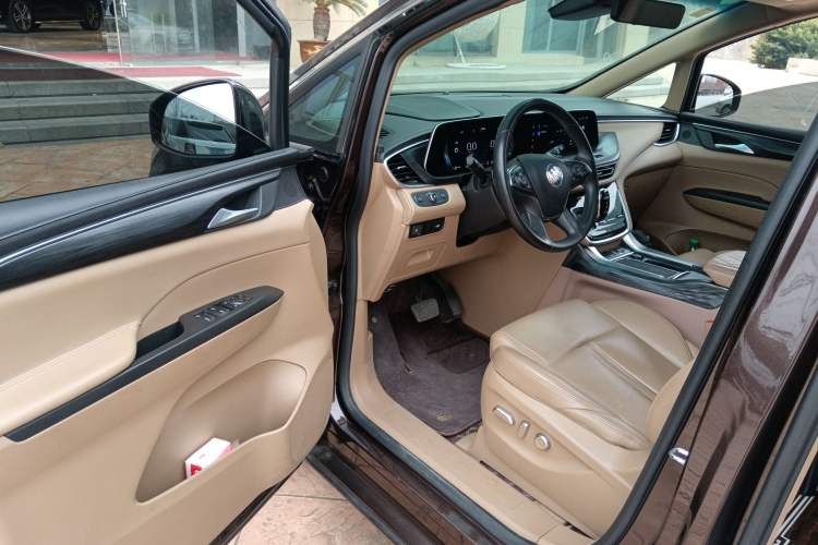 Used Buick GL8 2021 ES Land Cruiser 653T Luxury Edition
