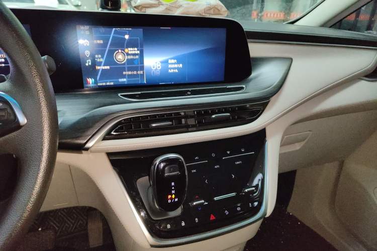 Used Buick GL8 2023 ES Lu Zun Comfort Model
