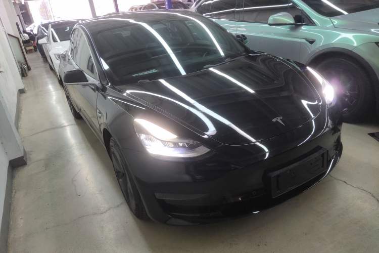 Used Tesla Model 3 2019 Long-Range Rear-Wheel-Drive Version