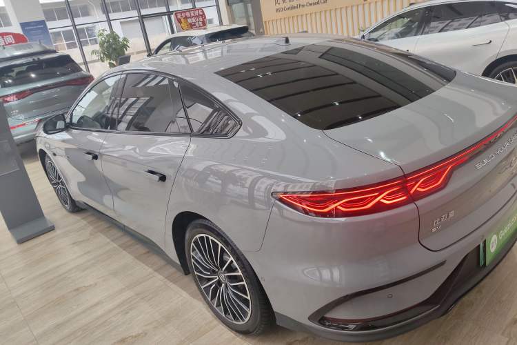 Used BYD Han 2025 EV with 701 km of Laser Radar-Enabled Intelligent Driving