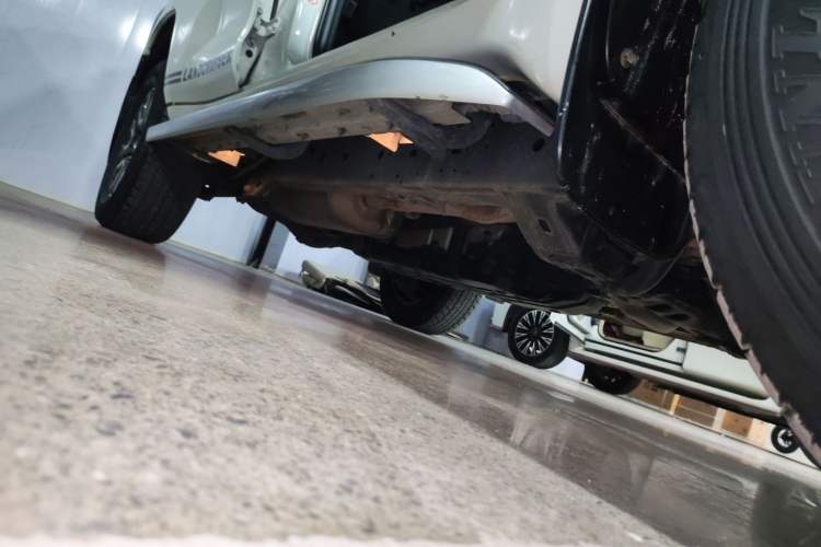 Used Toyota Prado 2018 3.5L Automatic TX-L with Rear-Mounted Spare Tire
