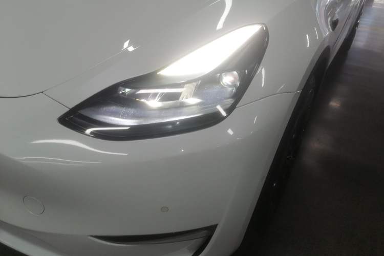 Used Tesla Model Y 2022 Performance High-Performance All-Wheel-Drive Version
