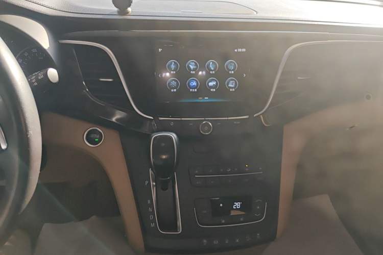 Used Buick GL8 2018 ES 28T Premium Model China VI Standard