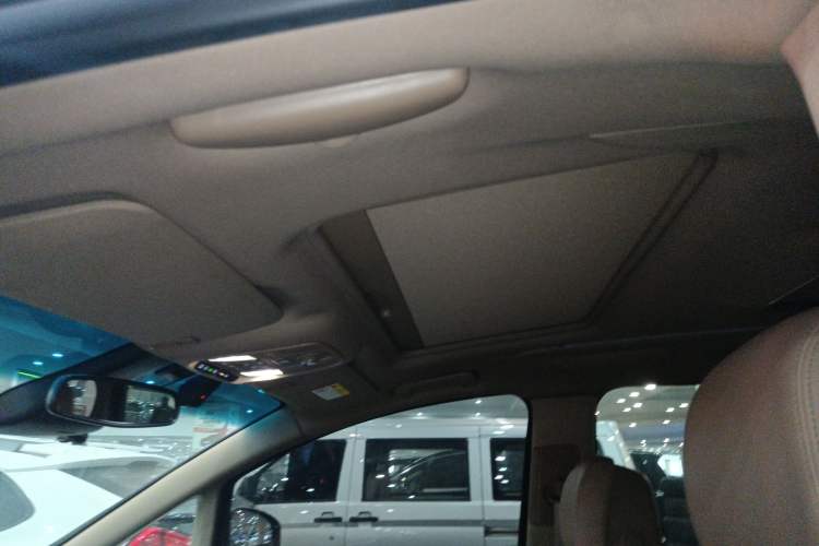 Used Buick GL8 2018 ES 28T Flagship Model China VI Standard
