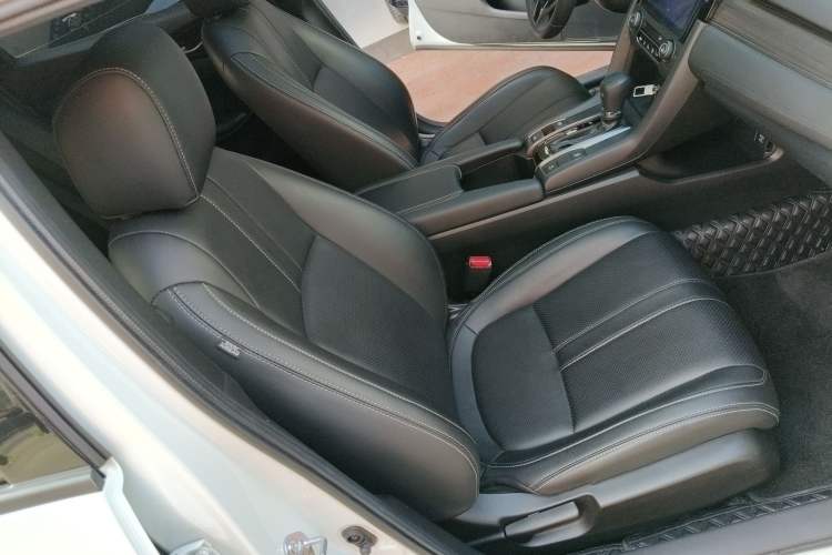 Used Honda Civic 2021 HATCHBACK 220TURBO CVT New Trendsetter