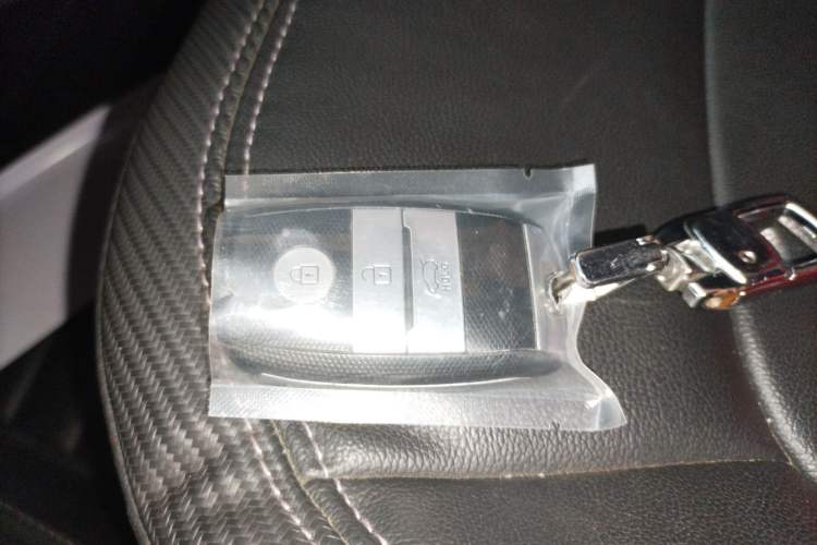 Used Kia Sportage R 2015 2.0L Automatic Two-Wheel Drive GLS
