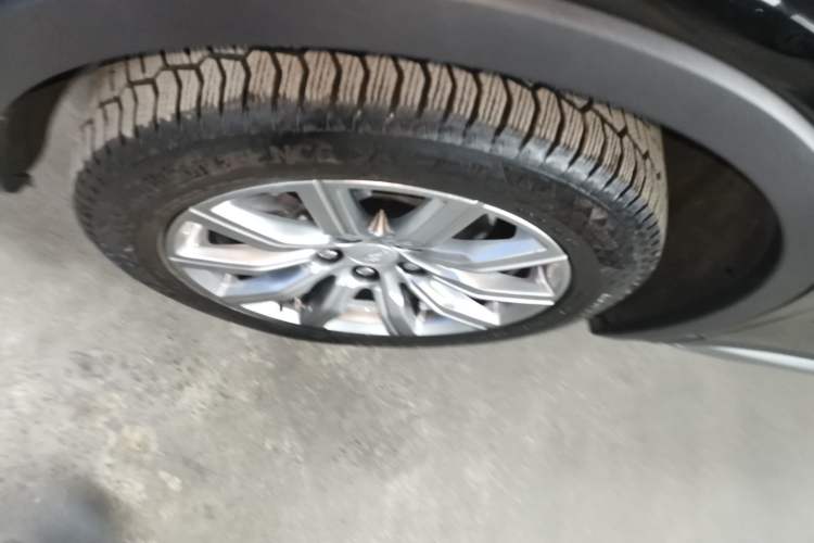 Used Cadillac XT4 2020 28T Two-Wheel-Drive Leading Version
