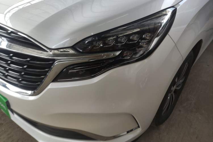 Used Buick GL8 2021 ES Landtrek 653T Comfort Edition
