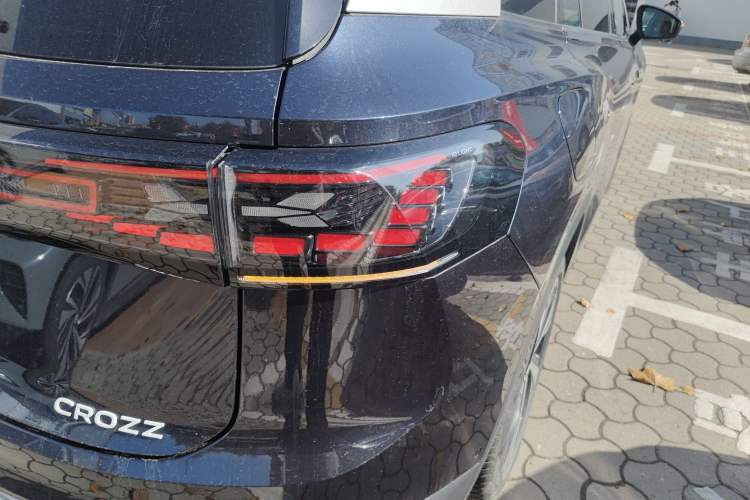 Used Volkswagen ID.6 CROZZ 2022 Long-Range PRO Edition
