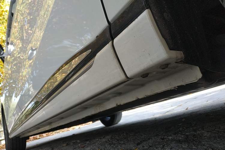 Used Bestune M9 2023 2.0T Prestige Edition
