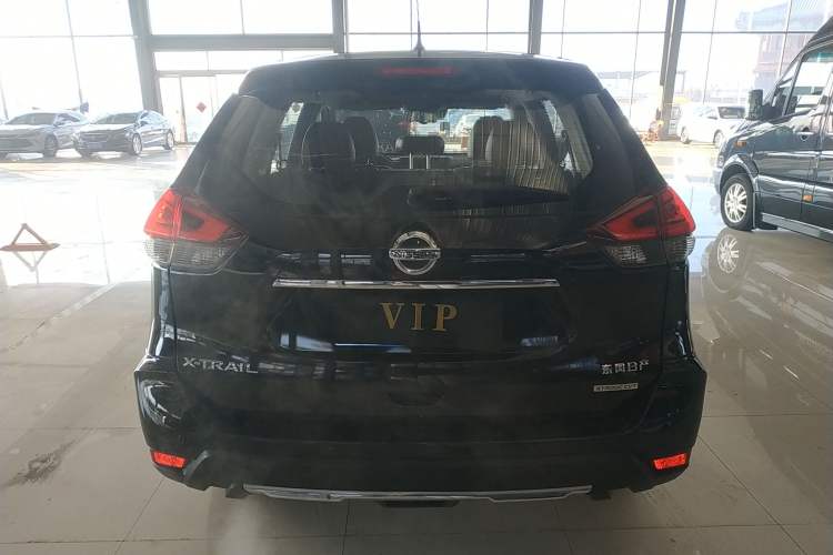 Used Nissan X-Trail 2019 2.0L CVT Smart Connect Comfort Edition 2WD
