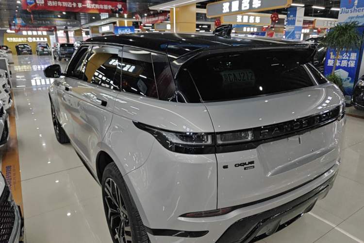 Used Land Rover Range Rover Evoque 2021 Range Rover Velar 249 PS R-Dynamic HSE Luxury Edition