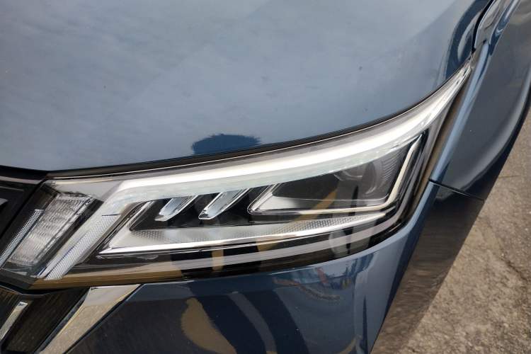 Used Wuling Jiachen 2022 1.5T CVT Deluxe Flagship Edition
