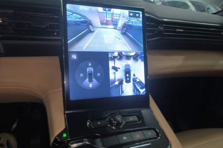 Used Nio ES8 2020 415 km Range 6-Seater Version
