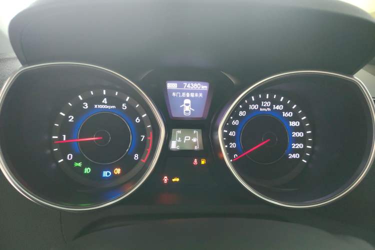 Used Hyundai Elantra 2016 1.6L Automatic Prestige Edition
