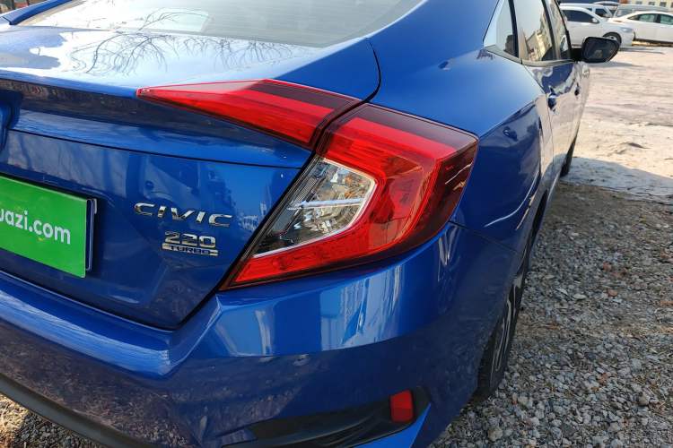 Used Honda Civic 2016 220TURBO CVT Luxury Edition
