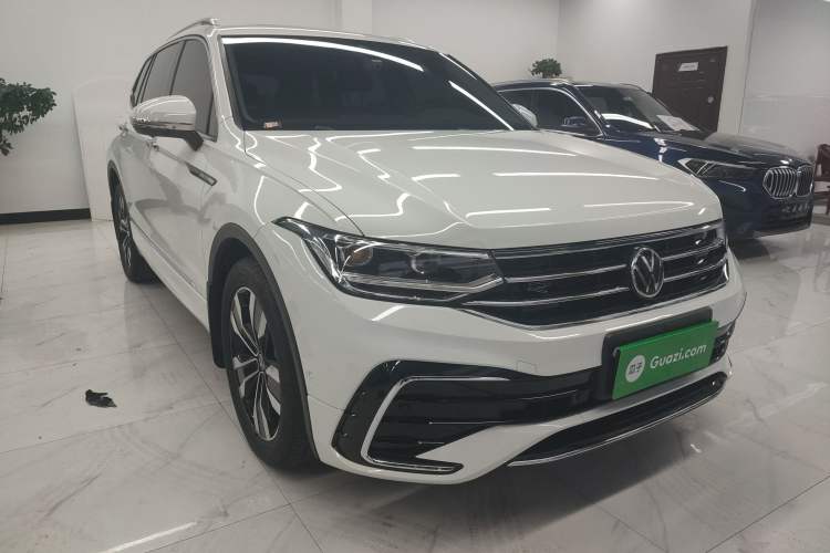 Used Volkswagen Tiguan L 2023 330TSI Automatic Two-Wheel Drive R-Line Enjoyment Edition
