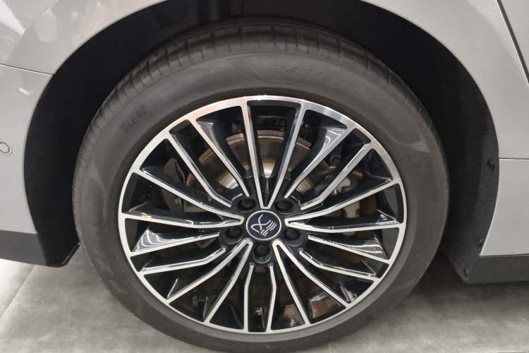 Used BYD Han 2025 DM-i 125KM LiDAR-Powered Intelligent Driving Model
