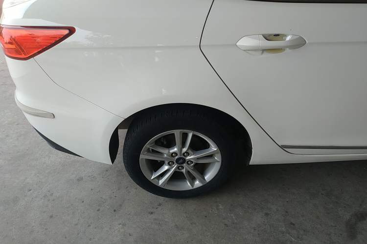 Used Ford Escort 2019 Revised Version 1.5L Automatic Enjoyment Type China VI Standard
