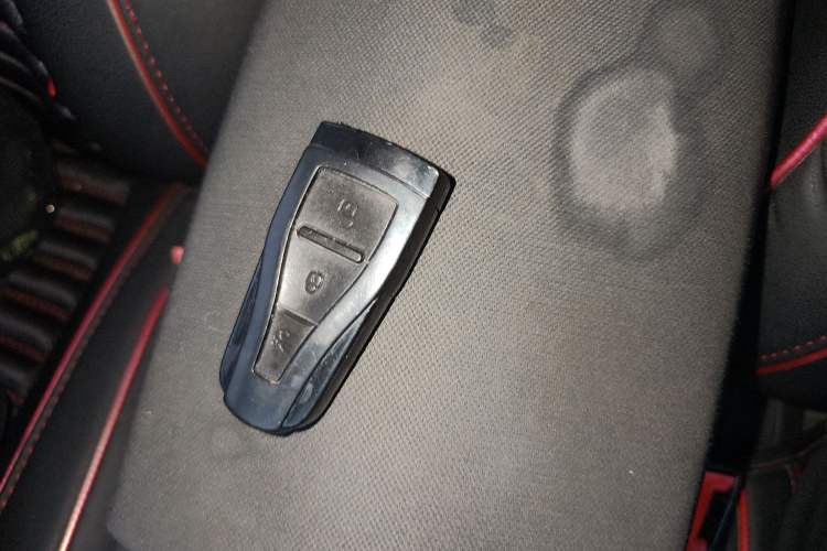 Used MG 6 2015 Hatchback 1.8L 90th Anniversary Track Champion Edition Automatic Comfort Model
