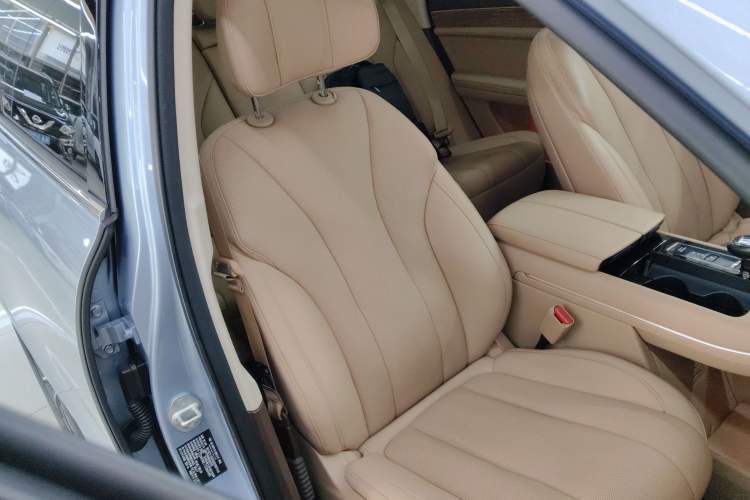 Used Hima AITO M7 2024 1.5T Intelligent Drive 4WD Ultra Version 5 Seats