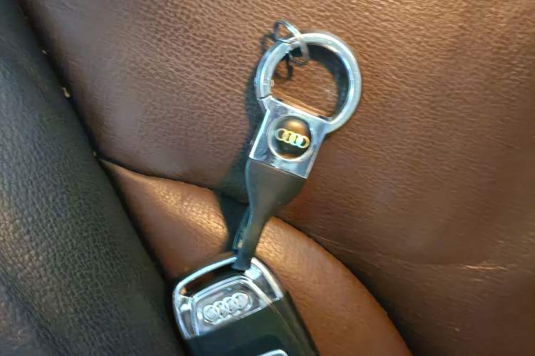 Used Audi Q5 2017 Plus 40 TFSI Ambition Model
