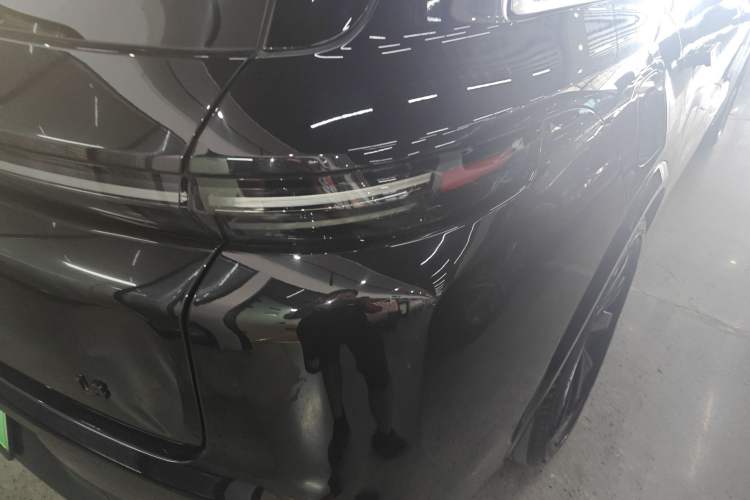 Used Li Auto L8 2023 Pro Model
