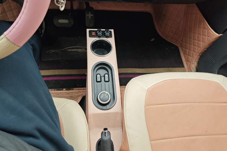 Used Wuling Hongguang MINIEV 2022 Macaron Fashion Model Lithium Iron Phosphate
