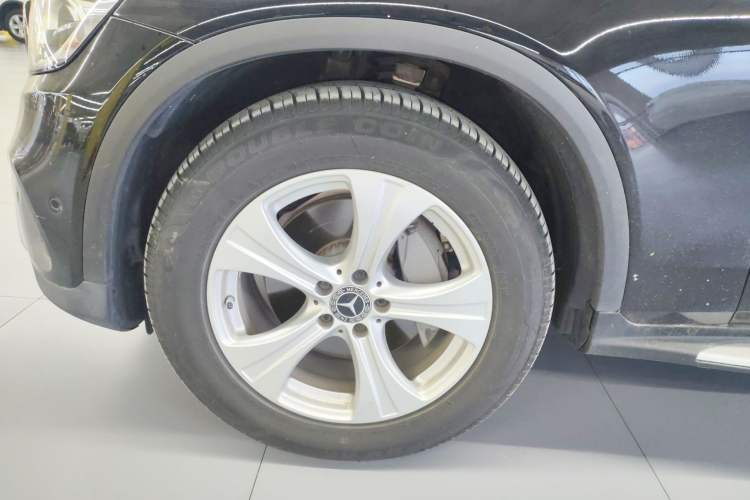 Used Mercedes-Benz GLC 2020 Facelifted GLC 260 L 4MATIC Dynamic Edition
