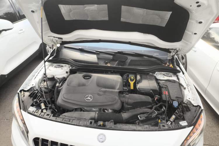 Used Mercedes-Benz GLA 2016 GLA 220 4MATIC Fashion Edition
