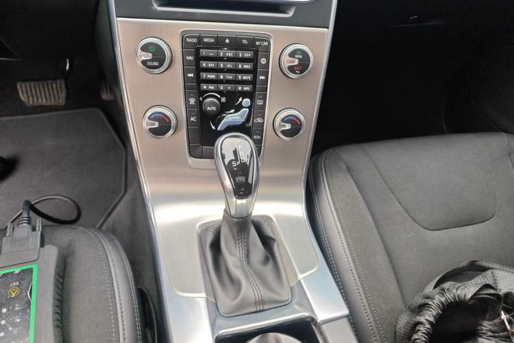 Used Volvo S60 2016 S60L T3 Smart Drive Edition
