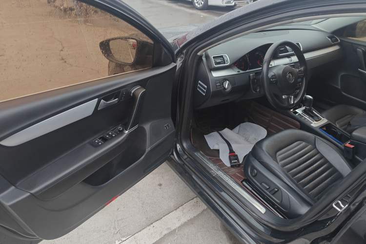 Used Volkswagen Magotan 2015 1.8TSI Advanced Model
