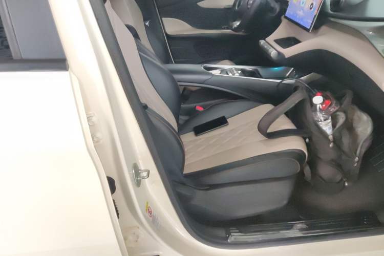 Used BYD Dolphin 2021 405 km Fashion Edition
